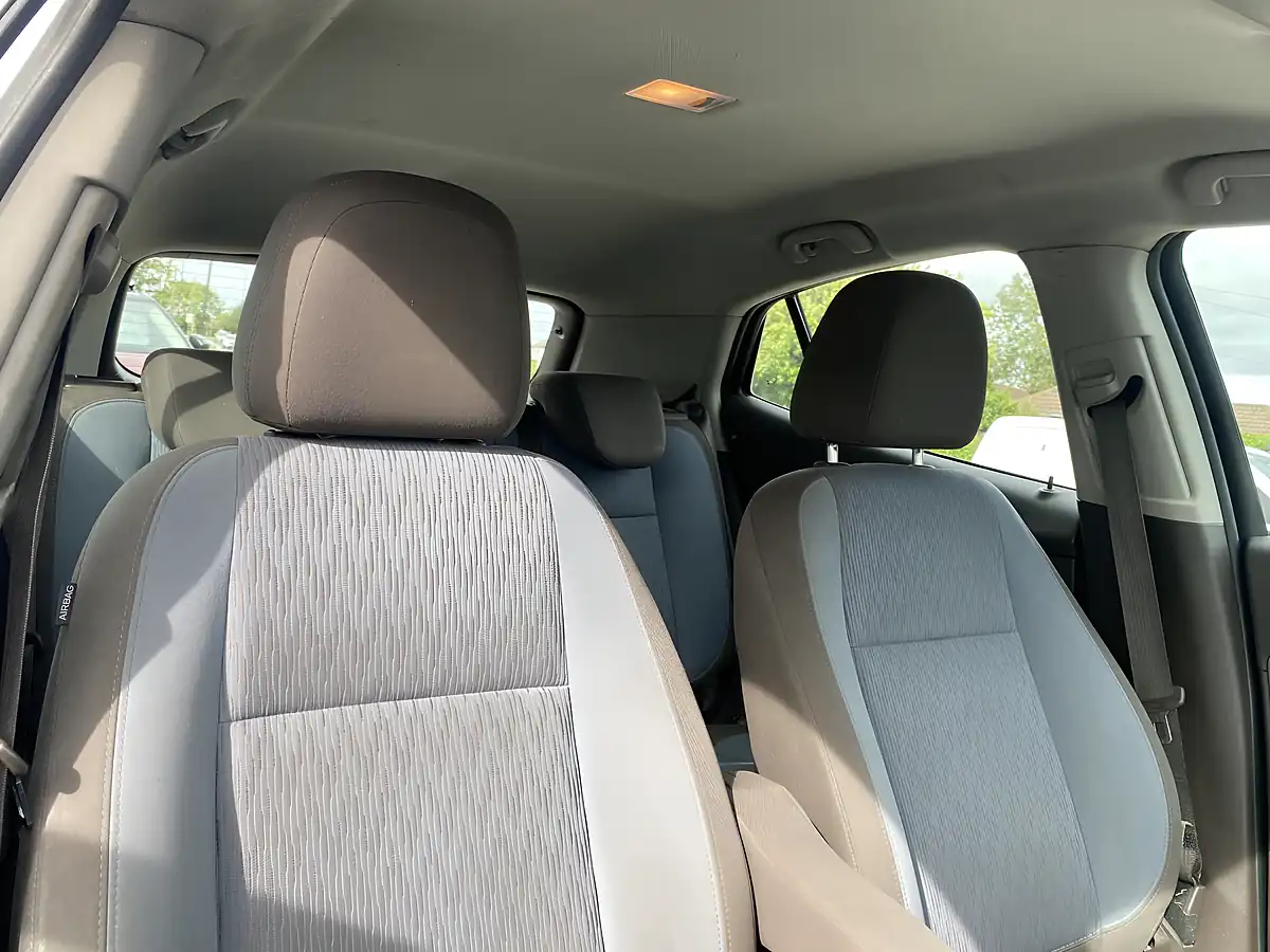 Used 2013 Vauxhall Mokka Exclusiv Blue - Interior and Exterior details 16