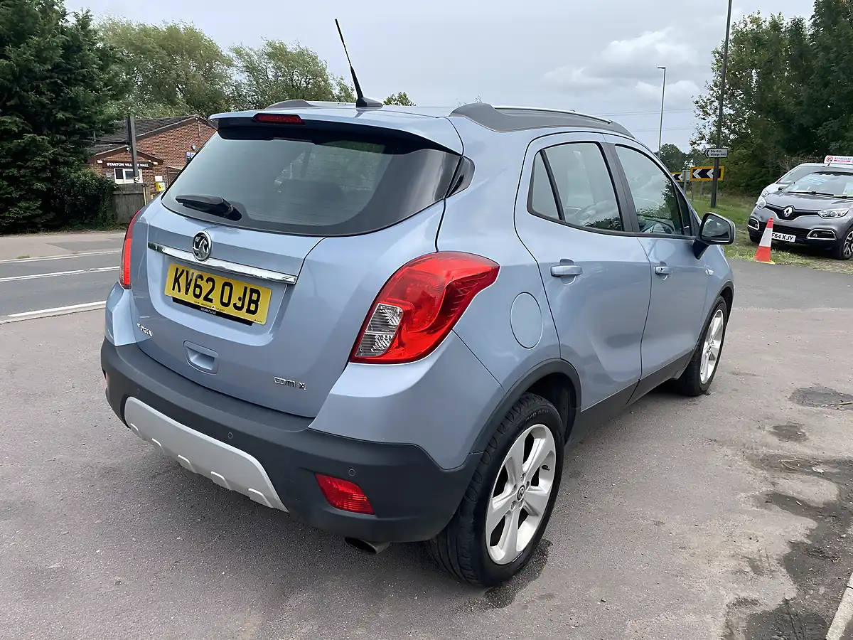 Used 2013 Vauxhall Mokka Exclusiv Blue - Interior and Exterior details 9