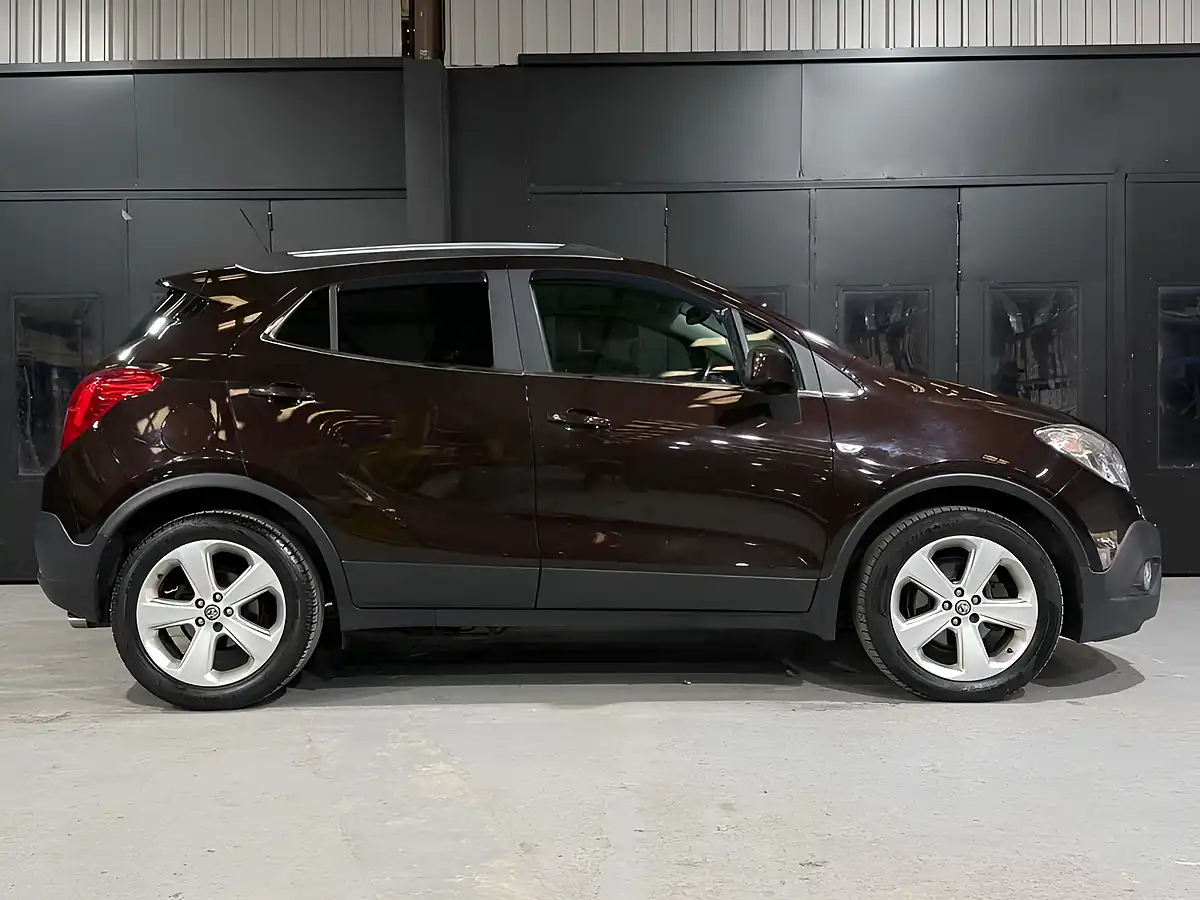 Used 2013 Vauxhall Mokka Exclusiv Brown - Interior and Exterior details 4