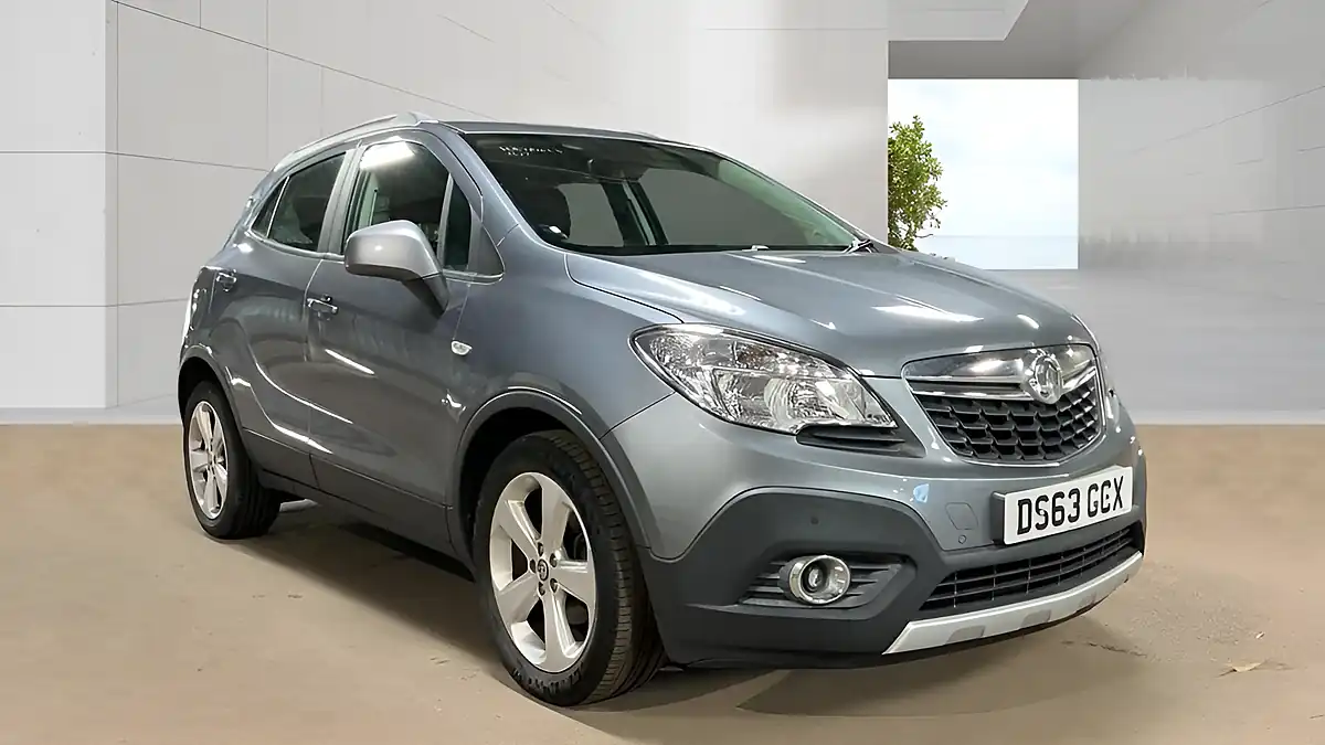 Used 2013 Vauxhall Mokka Exclusiv Grey - Front View