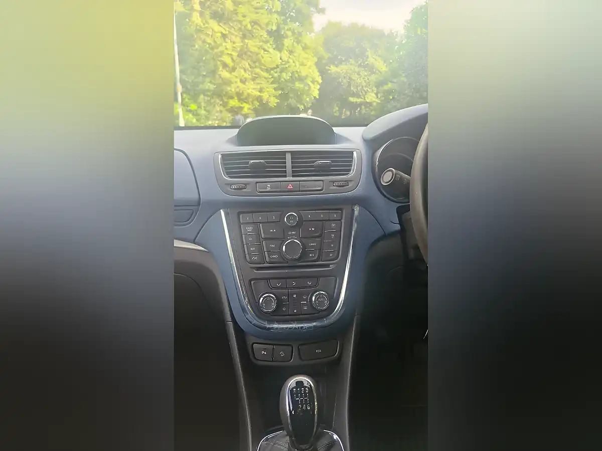 Used 2013 Vauxhall Mokka Exclusiv Grey - Interior and Exterior details 11