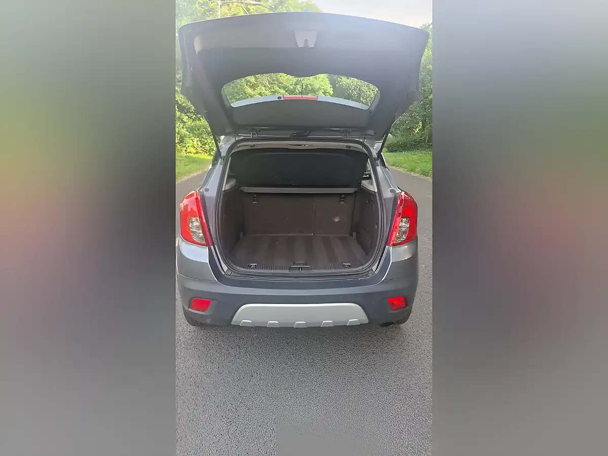 Used 2013 Vauxhall Mokka Exclusiv Grey - Interior and Exterior details 14