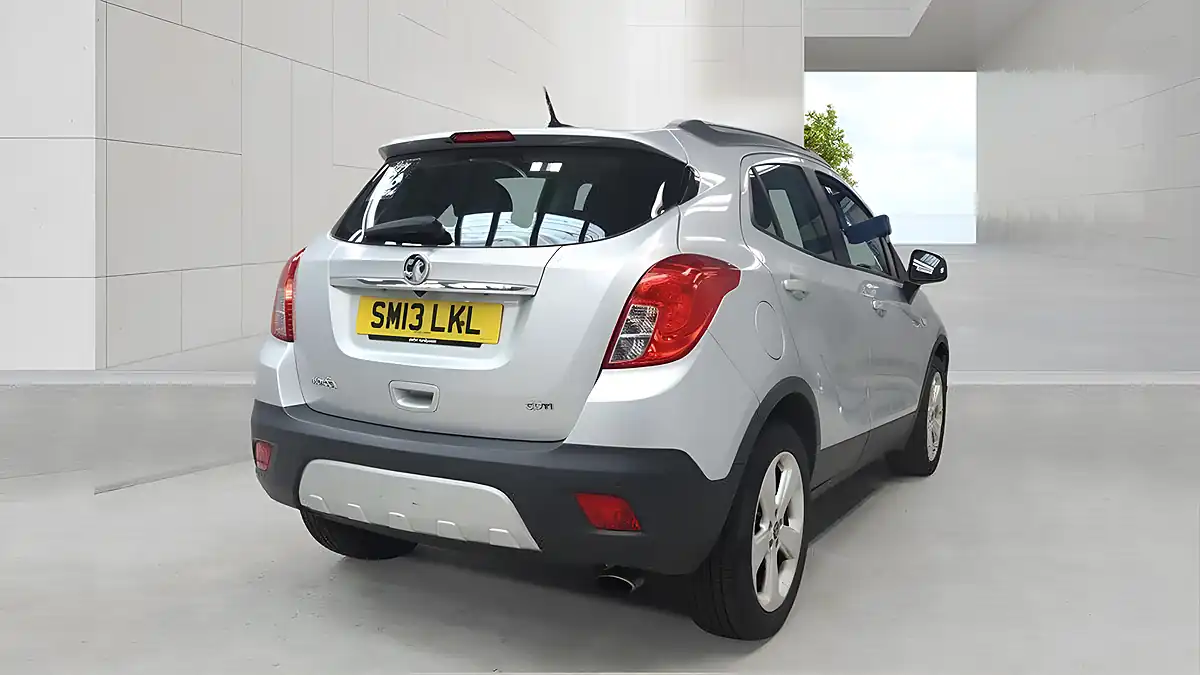 Used 2013 Vauxhall Mokka Exclusiv Silver - Interior and Exterior details 6