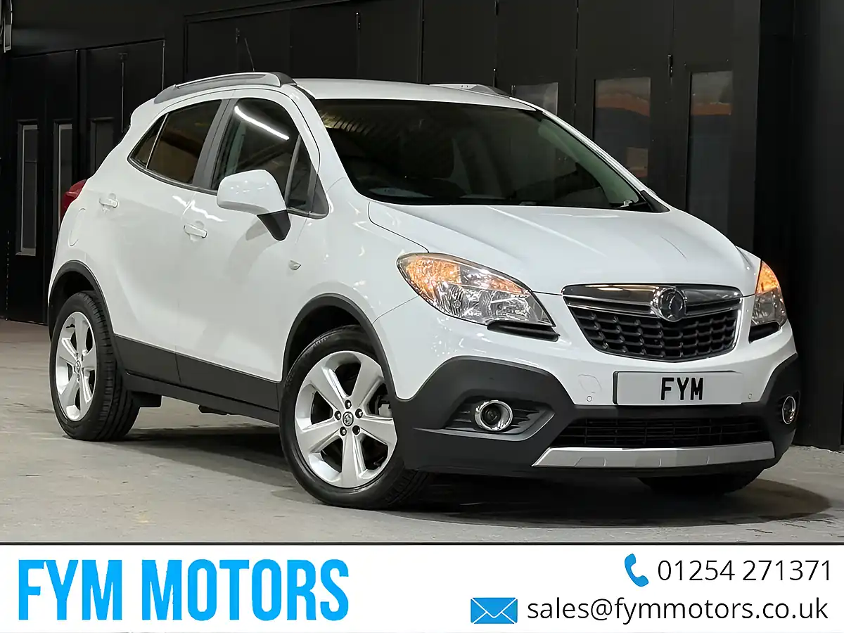 Used 2013 Vauxhall Mokka Exclusiv White - Front View