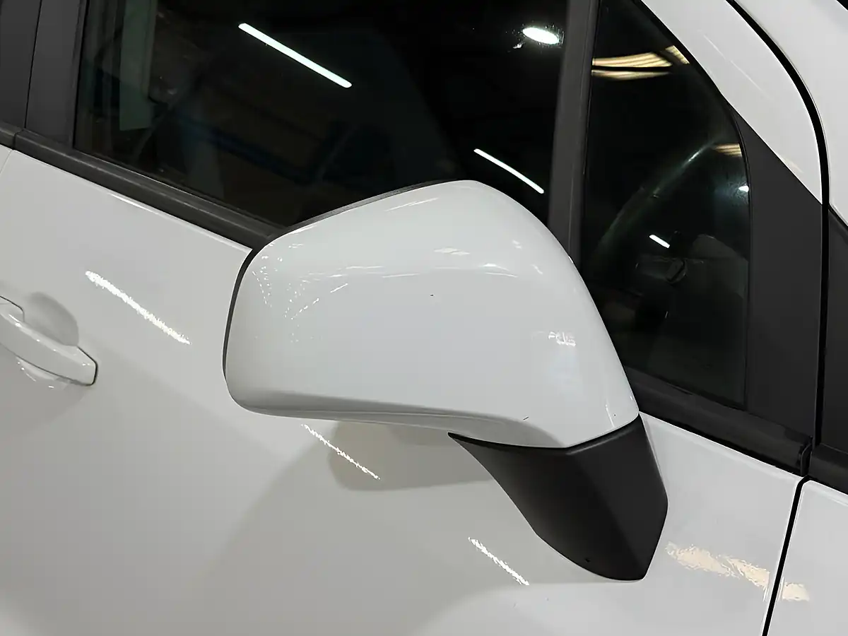 Used 2013 Vauxhall Mokka Exclusiv White - Interior and Exterior details 19