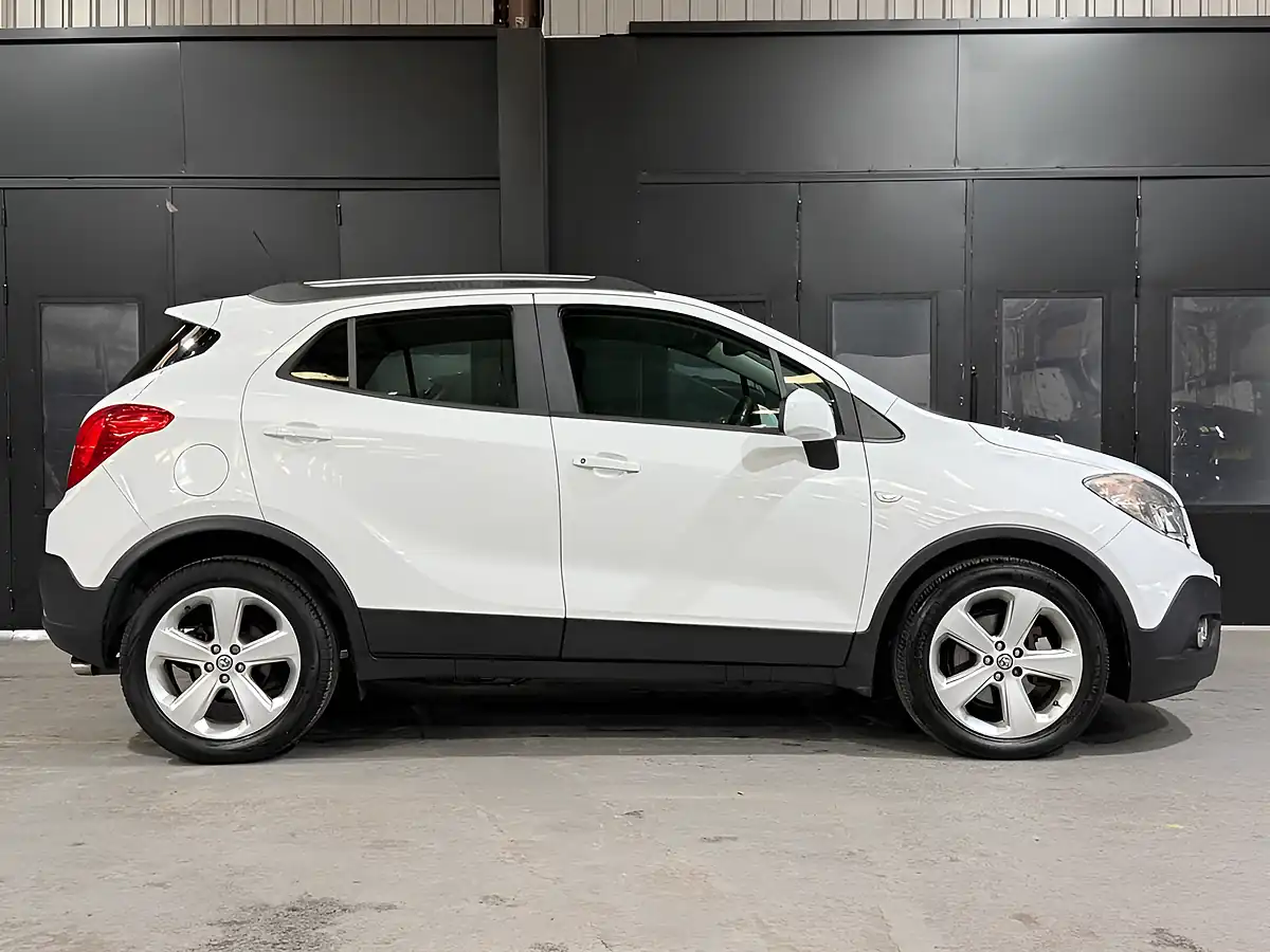 Used 2013 Vauxhall Mokka Exclusiv White - Interior and Exterior details 4