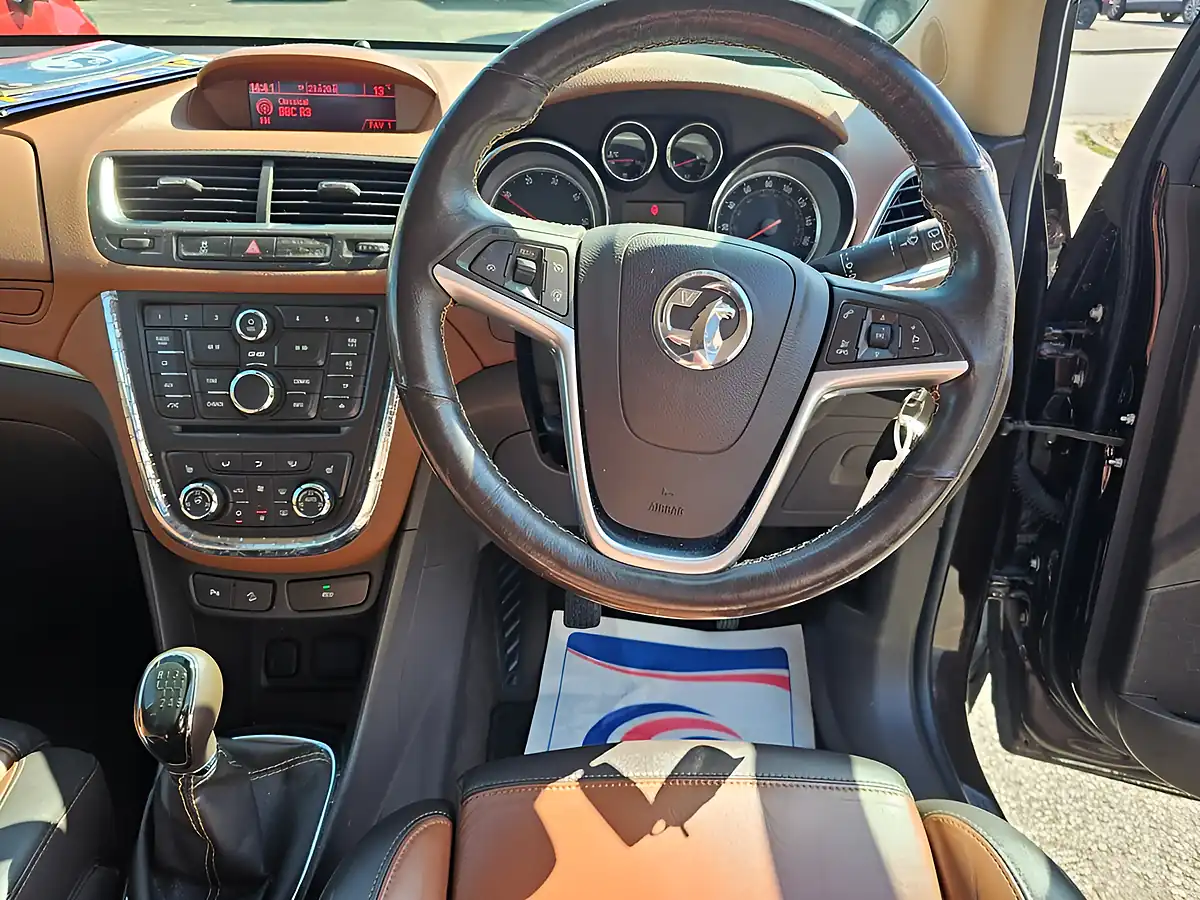 Used 2013 Vauxhall Mokka Se Brown - Interior and Exterior details 14