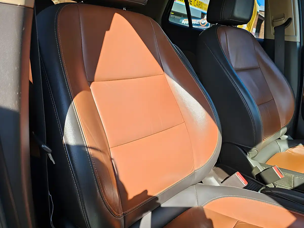 Used 2013 Vauxhall Mokka Se Brown - Interior and Exterior details 8
