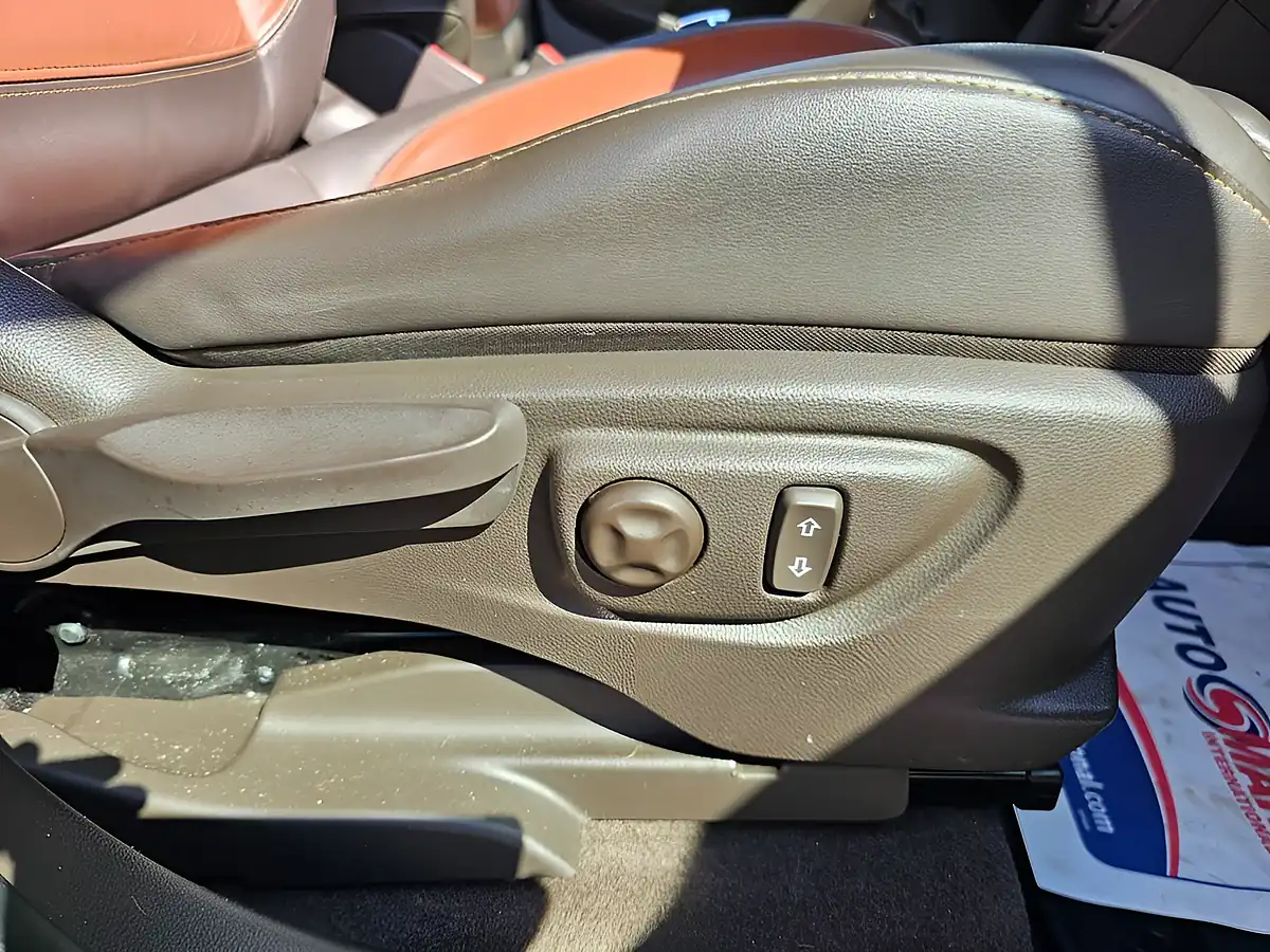 Used 2013 Vauxhall Mokka Se Brown - Interior and Exterior details 9