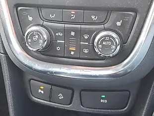 Used 2013 Vauxhall Mokka Se White - Interior and Exterior details 13