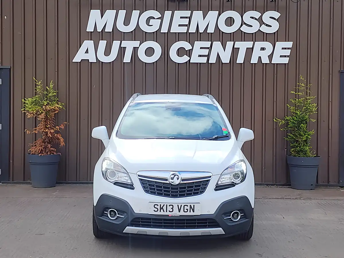 Used 2013 Vauxhall Mokka Se White - Interior and Exterior details 3