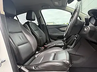 Used 2013 Vauxhall Mokka Se White - Interior and Exterior details 15