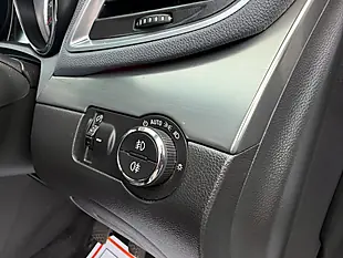 Used 2013 Vauxhall Mokka Se White - Interior and Exterior details 16