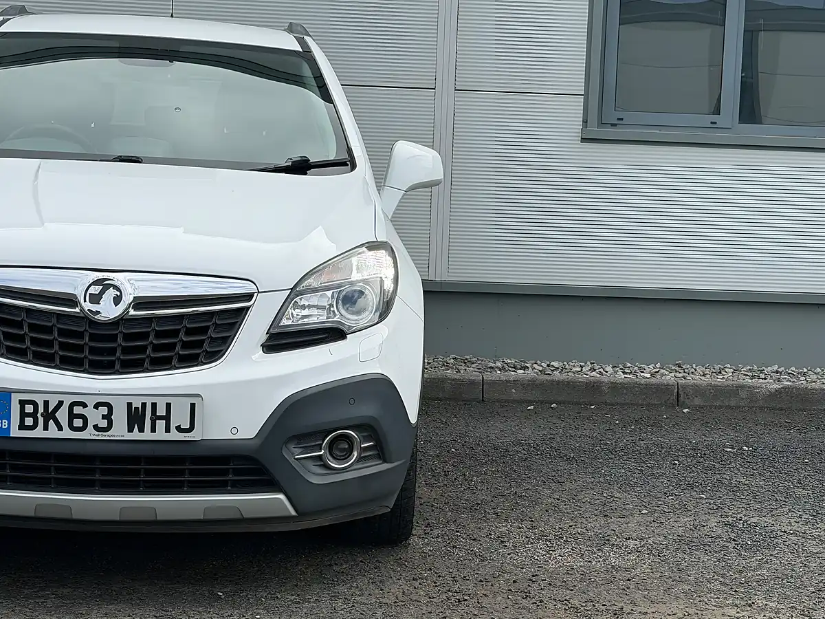 Used 2013 Vauxhall Mokka Se White - Interior and Exterior details 4