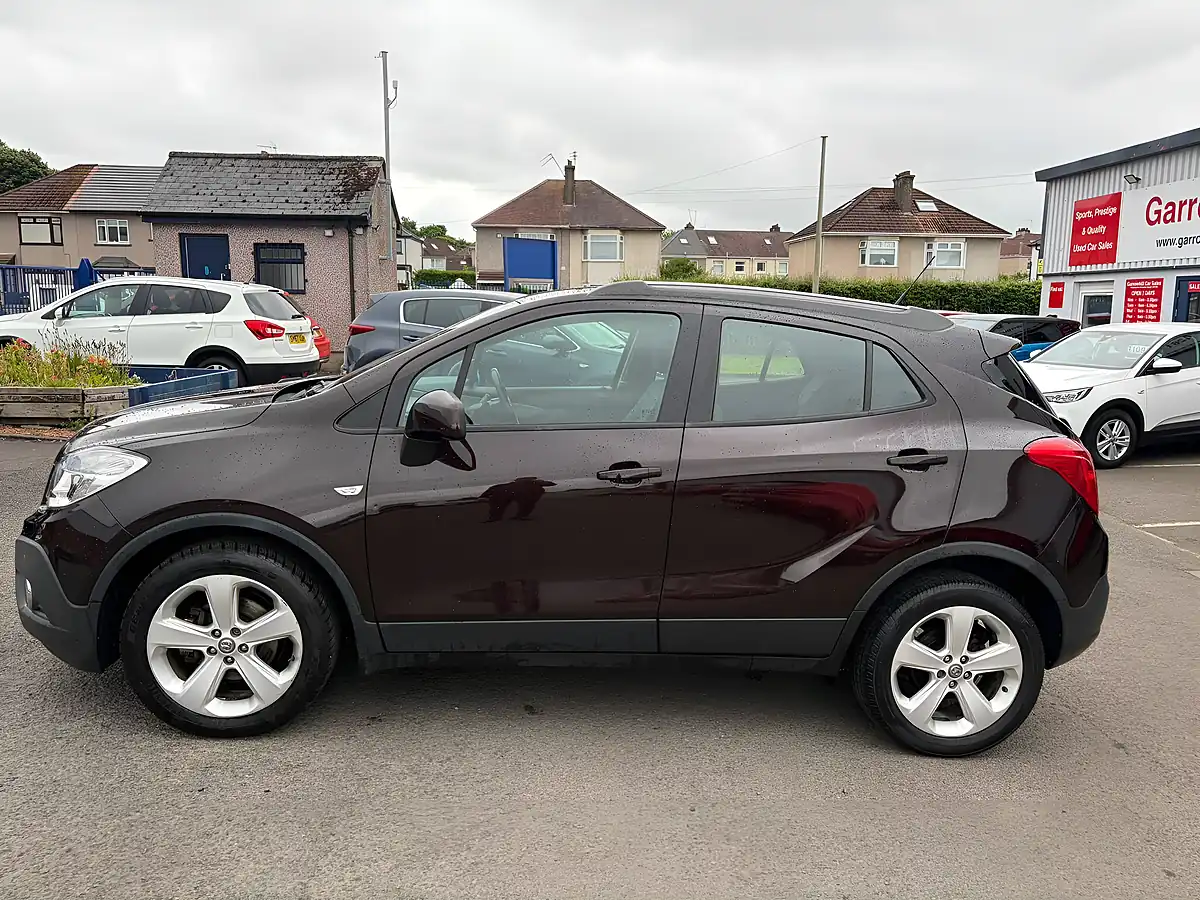 Used 2013 Vauxhall Mokka Tech Line Brown - Interior and Exterior details 2