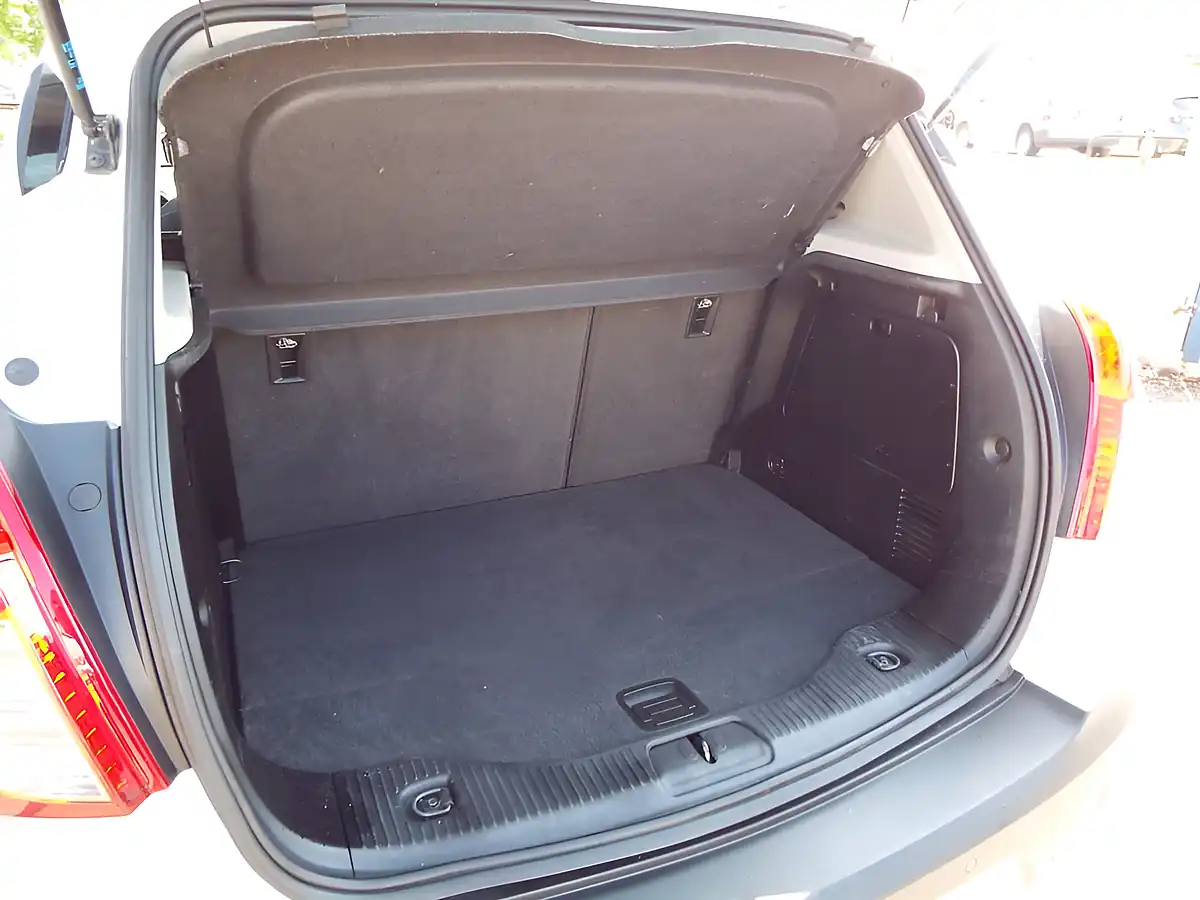 Used 2013 Vauxhall Mokka Tech Line White - Interior and Exterior details 11