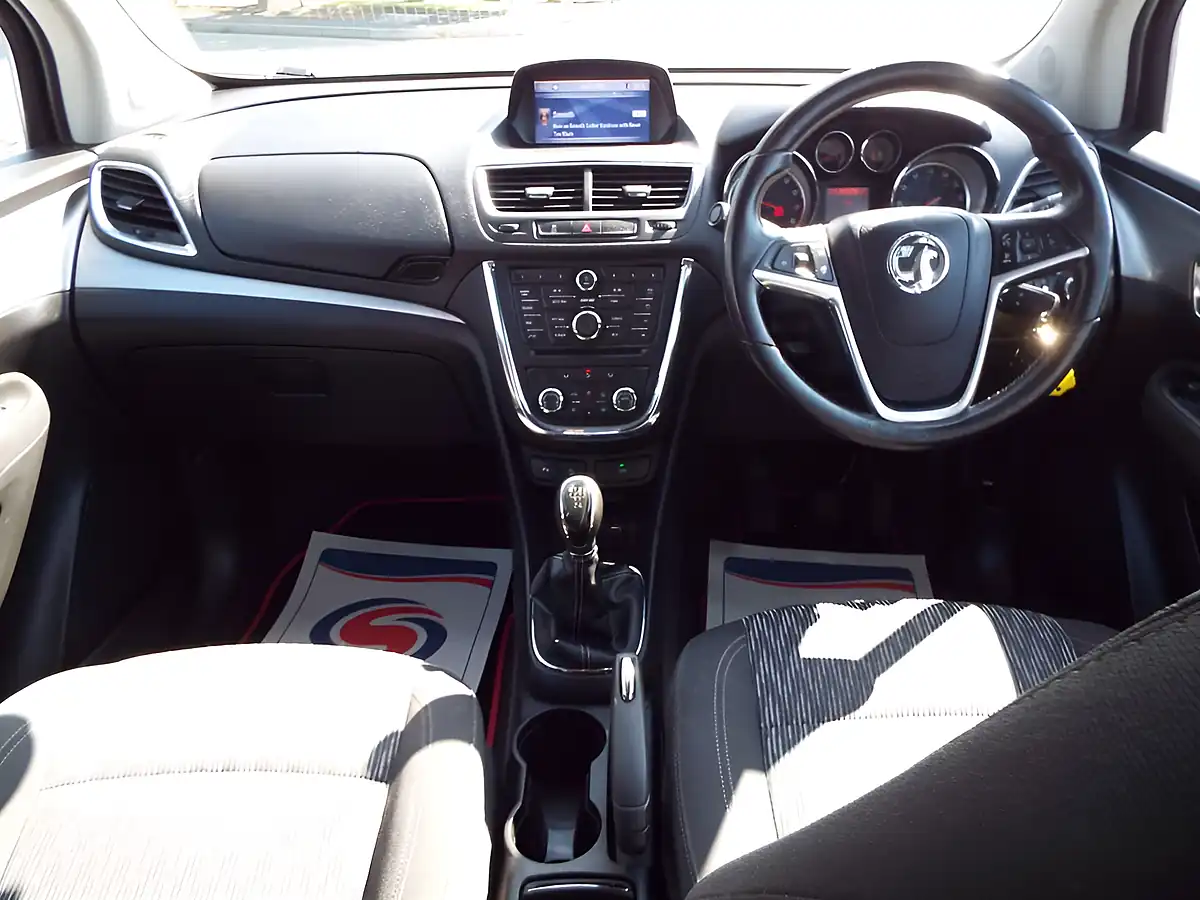 Used 2013 Vauxhall Mokka Tech Line White - Interior and Exterior details 13