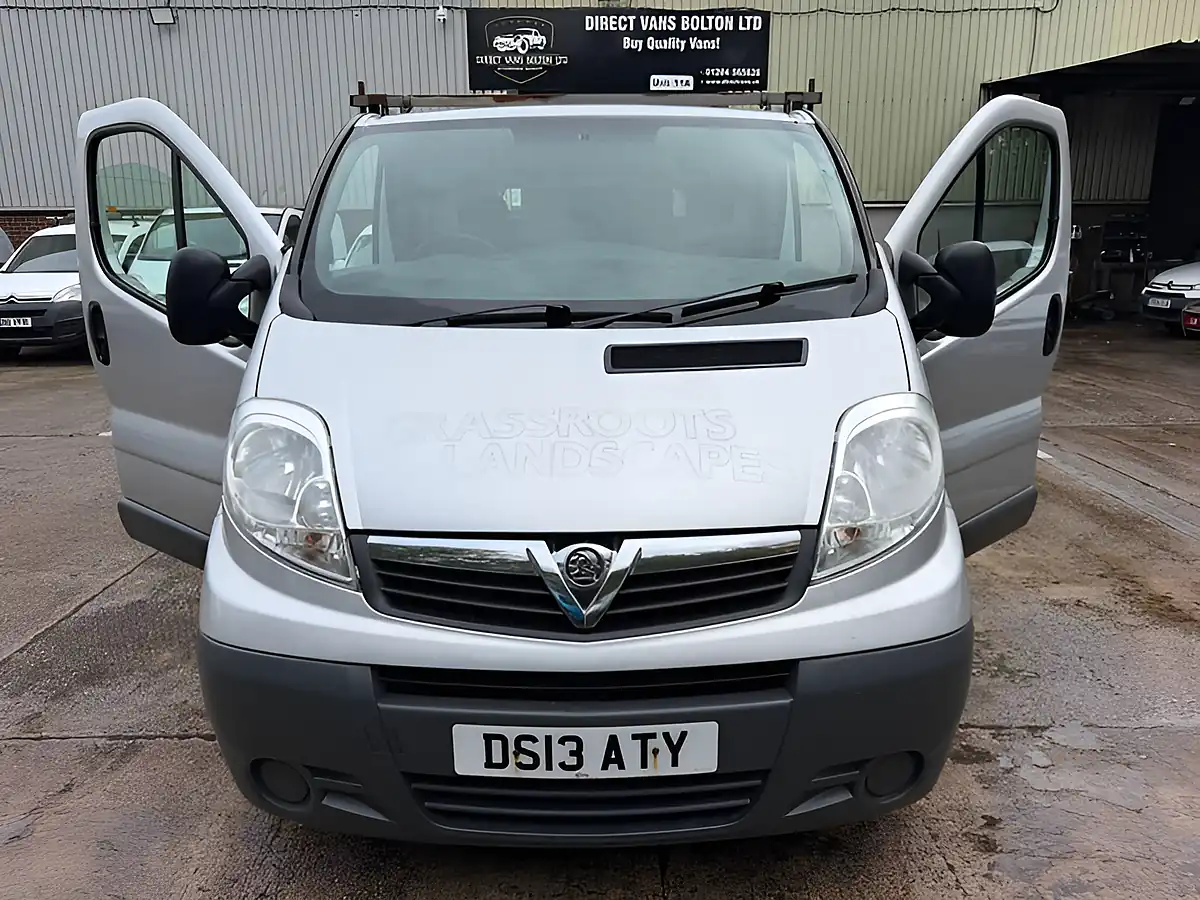 Used 2013 Vauxhall Vivaro L1 Silver - Interior and Exterior details 13