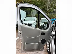 Used 2013 Vauxhall Vivaro L1 Silver - Interior and Exterior details 18