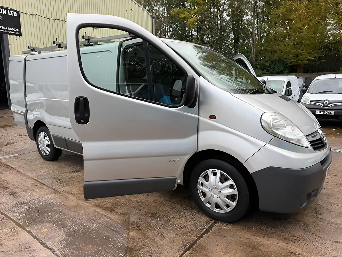 Used 2013 Vauxhall Vivaro L1 Silver - Interior and Exterior details 2