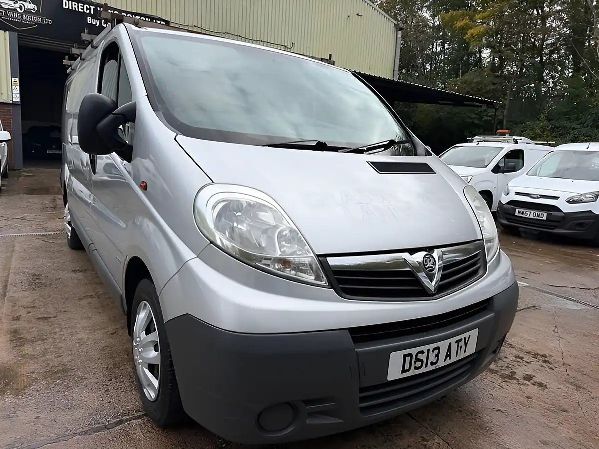 Used 2013 Vauxhall Vivaro L1 Silver - Interior and Exterior details 3