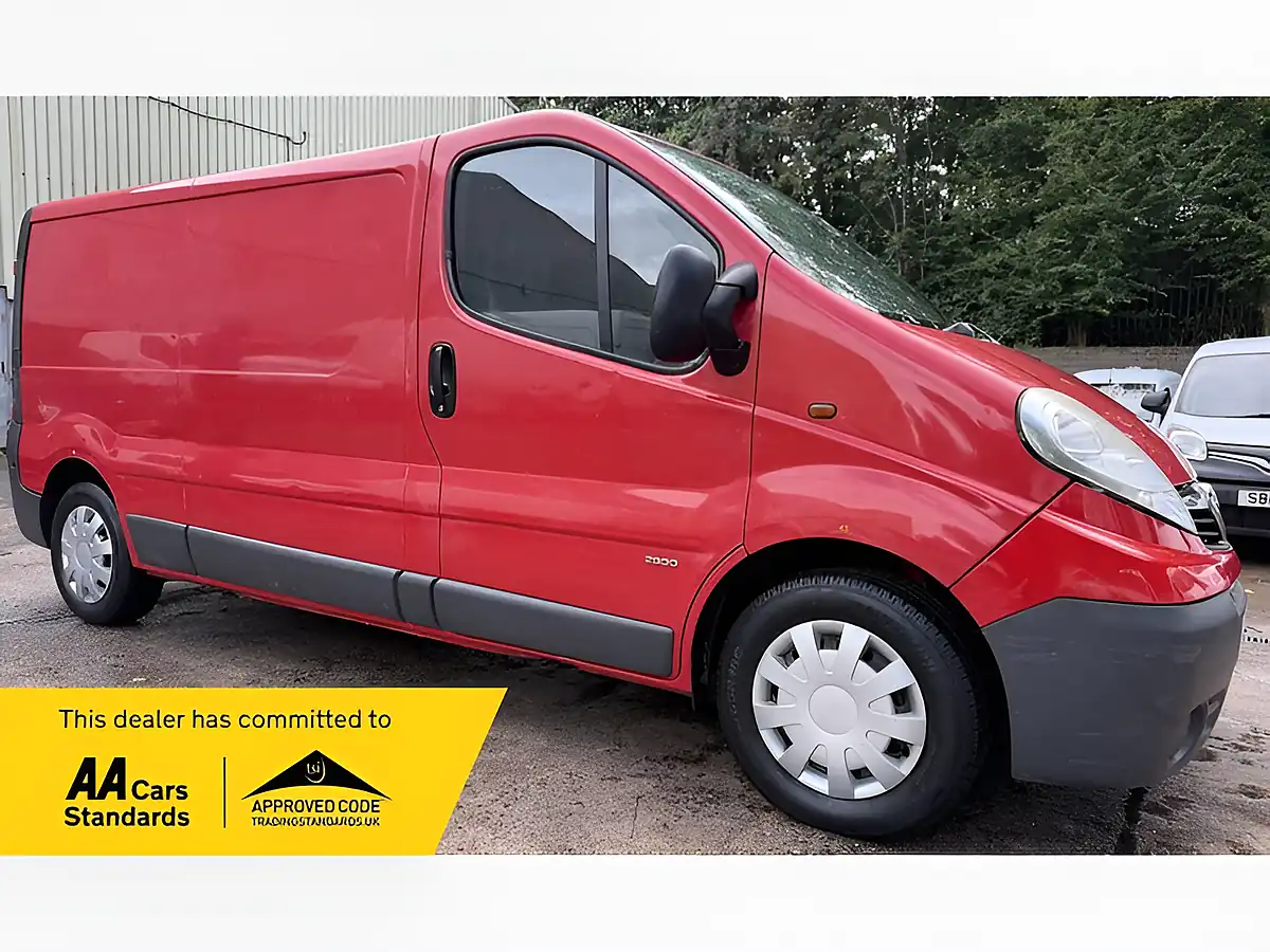 Used 2013 Vauxhall Vivaro L3 Red - Front View