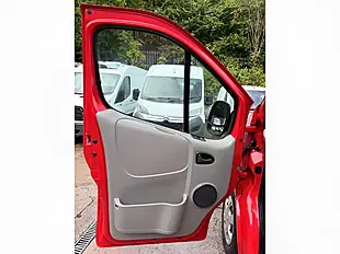 Used 2013 Vauxhall Vivaro L3 Red - Interior and Exterior details 18