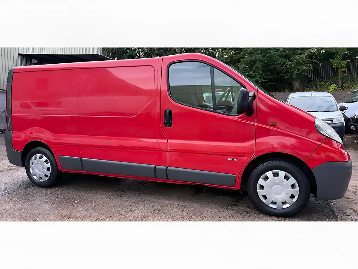 Used 2013 Vauxhall Vivaro L3 Red - Interior and Exterior details 5