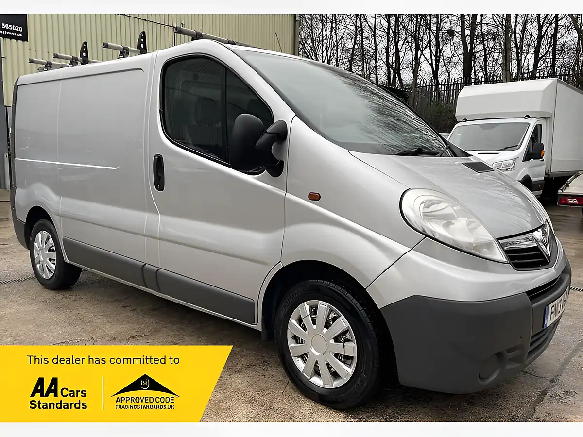 Used 2013 Vauxhall Vivaro Panel Van L1 Silver - Front View