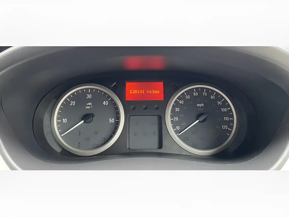Used 2013 Vauxhall Vivaro Panel Van L1 Silver - Interior and Exterior details 16