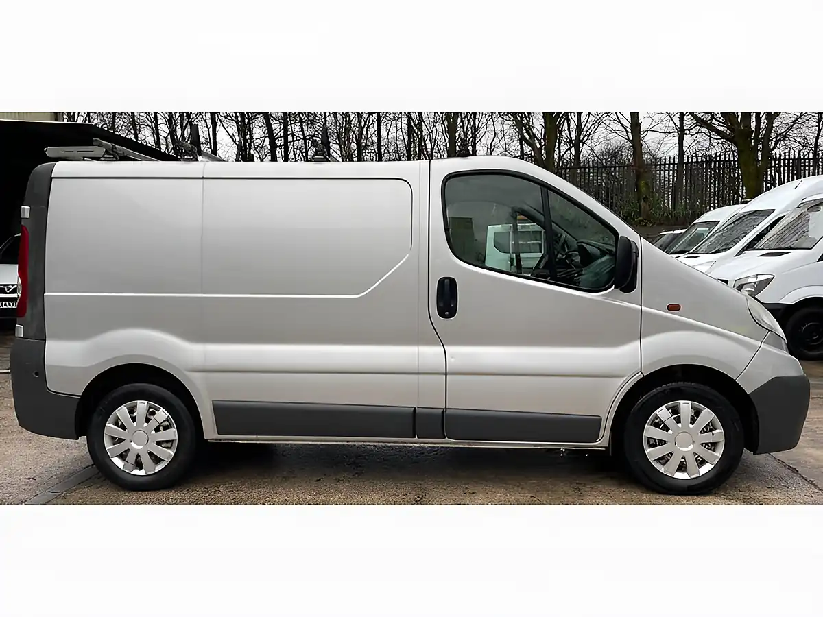 Used 2013 Vauxhall Vivaro Panel Van L1 Silver - Interior and Exterior details 6