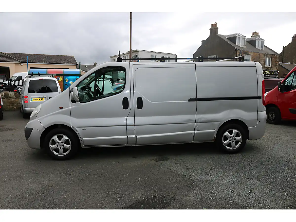 Used 2013 Vauxhall Vivaro Sportive P/V Silver - Interior and Exterior details 4
