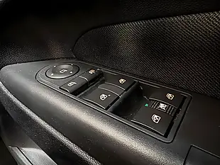 Used 2013 Vauxhall Zafira Design Asteroid Grey - Interior and Exterior details 16