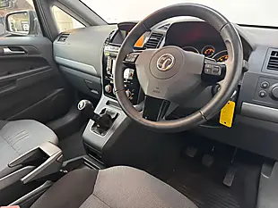 Used 2013 Vauxhall Zafira Design Asteroid Grey - Interior and Exterior details 3