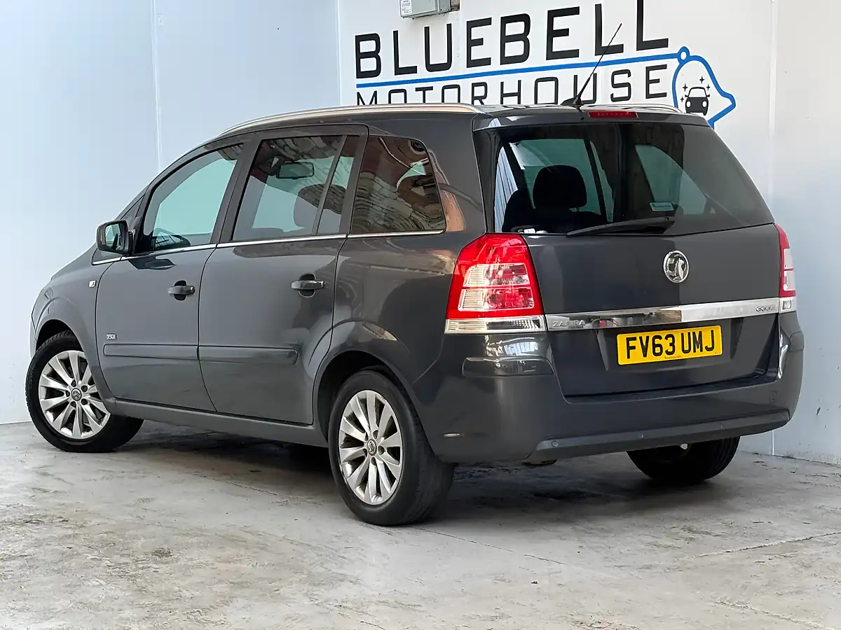 Used 2013 Vauxhall Zafira Design Asteroid Grey - Interior and Exterior details 4