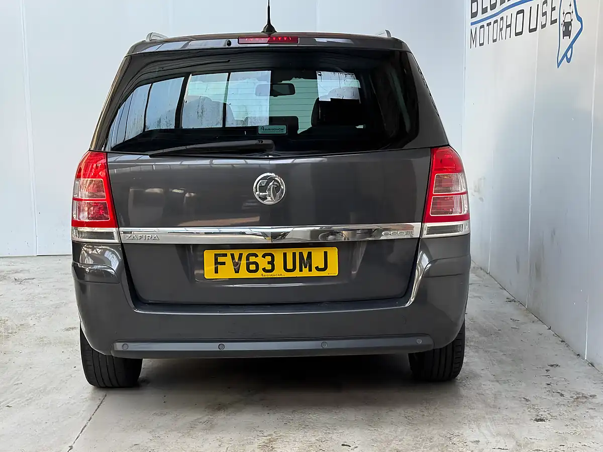 Used 2013 Vauxhall Zafira Design Asteroid Grey - Interior and Exterior details 5