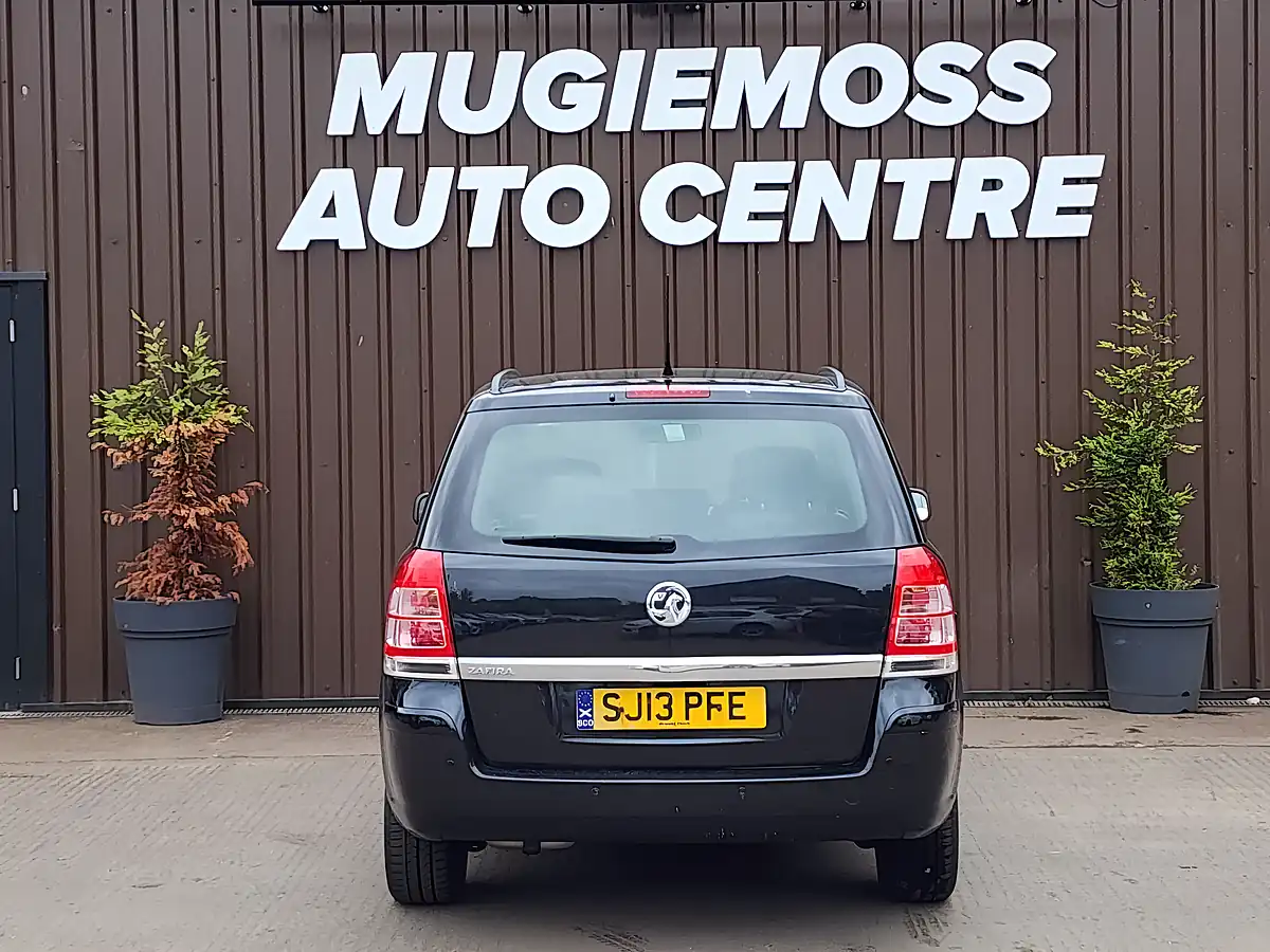 Used 2013 Vauxhall Zafira Exclusiv Black - Interior and Exterior details 5