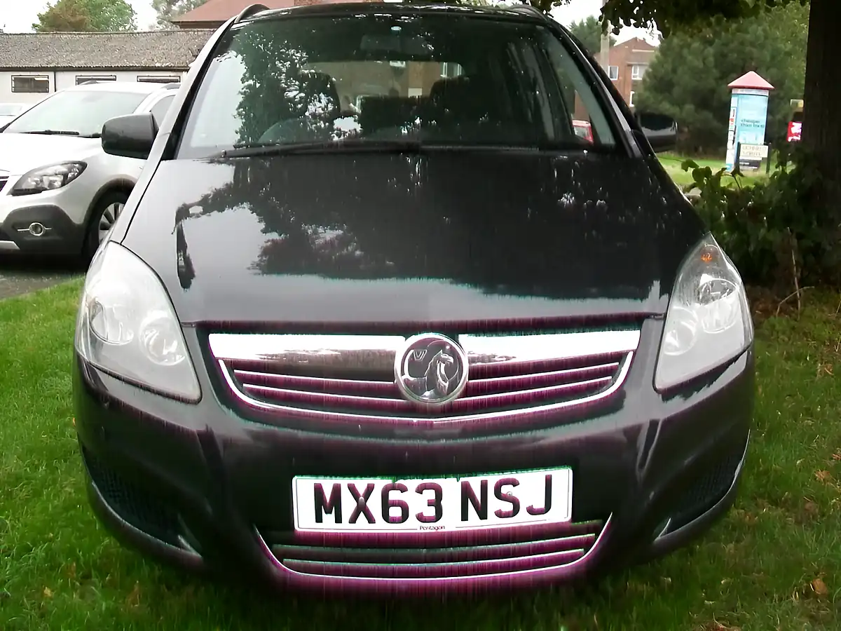 Used 2013 Vauxhall Zafira Exclusiv Black - Interior and Exterior details 3