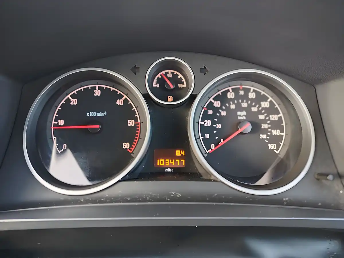 Used 2013 Vauxhall Zafira Exclusiv Silver - Interior and Exterior details 14