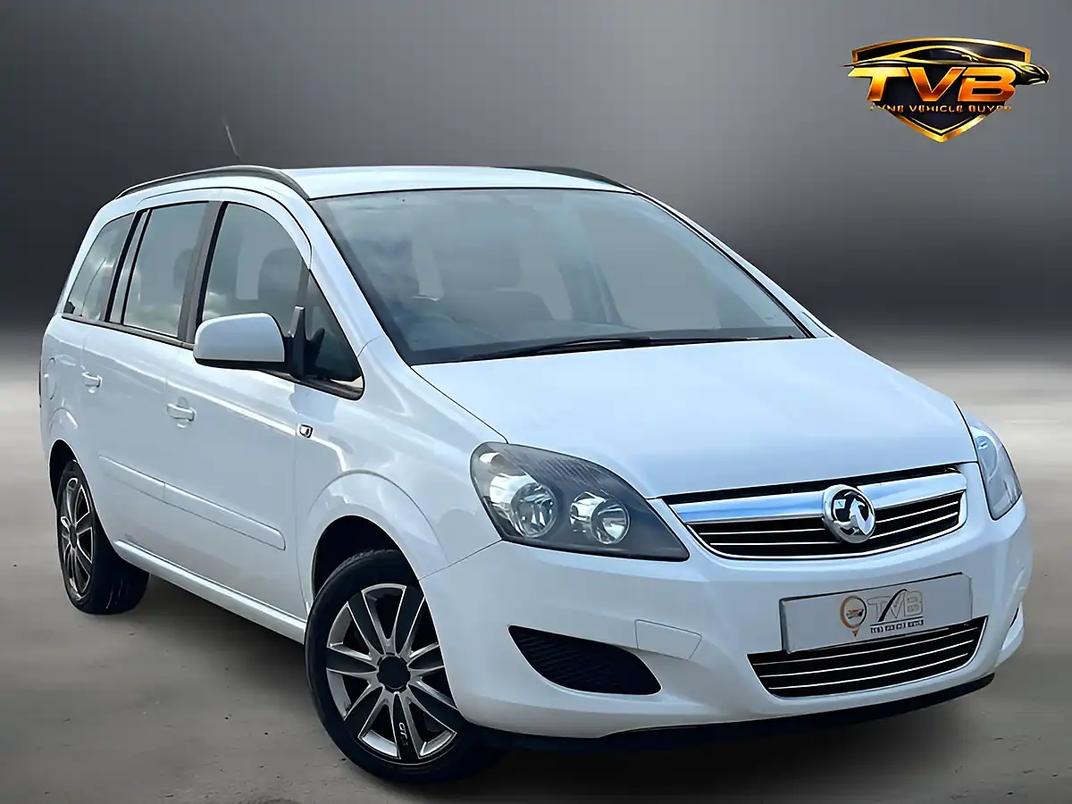 Used 2013 Vauxhall Zafira Exclusive White - Front View