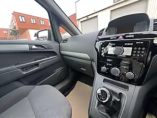 Used 2013 Vauxhall Zafira Exclusive White - Interior and Exterior details 11
