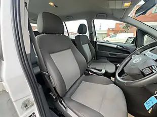 Used 2013 Vauxhall Zafira Exclusive White - Interior and Exterior details 13