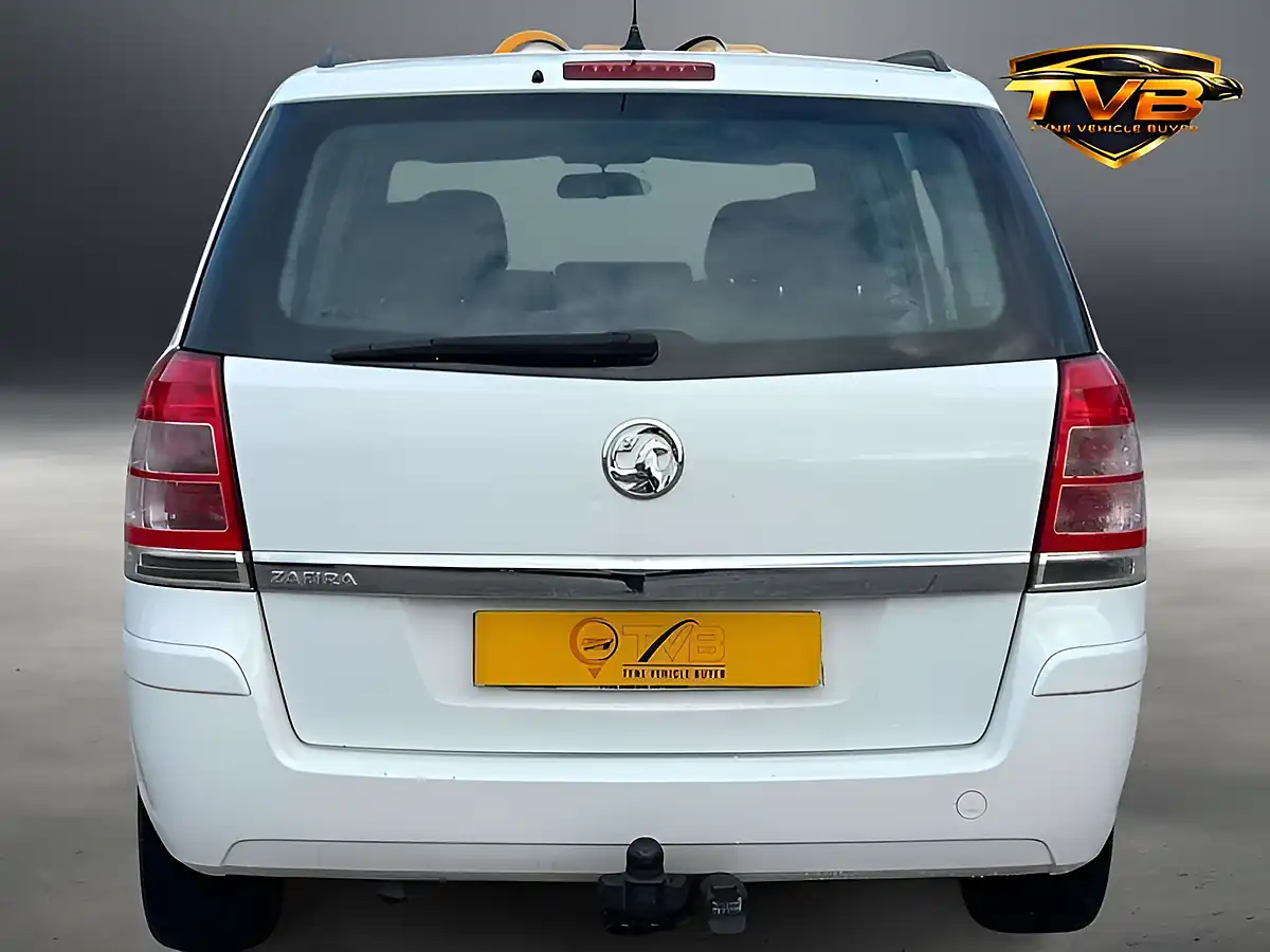 Used 2013 Vauxhall Zafira Exclusive White - Interior and Exterior details 5