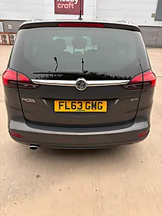 Used 2013 Vauxhall Zafira Tourer Se Grey - Interior and Exterior details 4