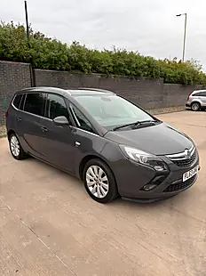 Used 2013 Vauxhall Zafira Tourer Se Grey - Interior and Exterior details 6