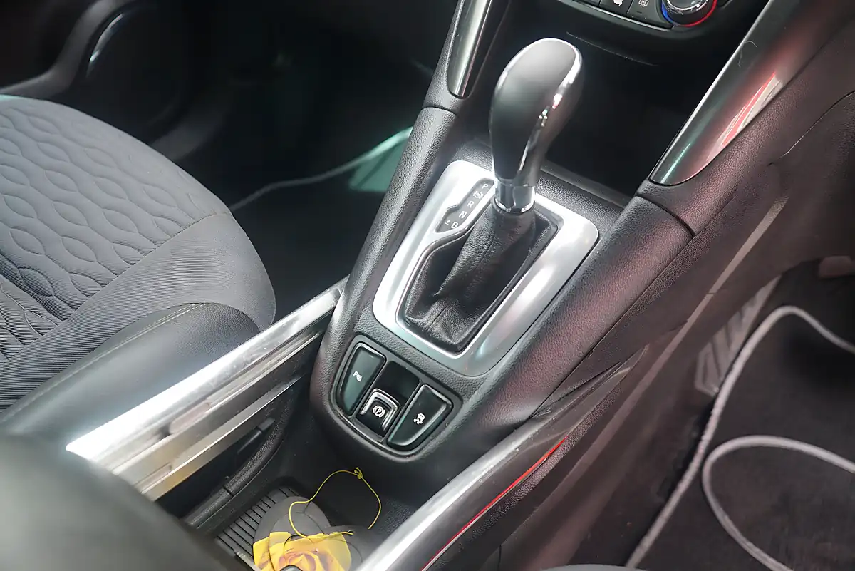 Used 2013 Vauxhall Zafira Tourer Se Silver - Interior and Exterior details 15