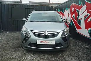 Used 2013 Vauxhall Zafira Tourer Se Silver - Interior and Exterior details 4