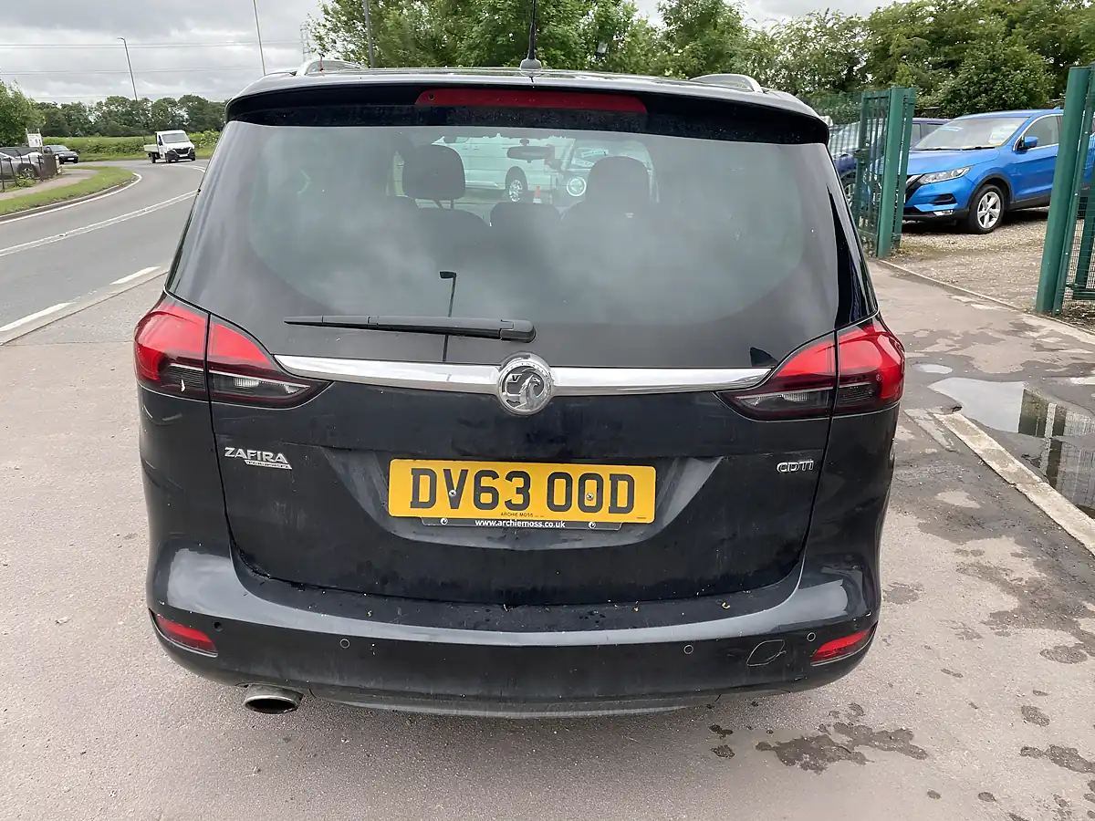Used 2013 Vauxhall Zafira Tourer Sri Black - Interior and Exterior details 5