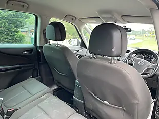 Used 2013 Vauxhall Zafira Tourer Sri Black - Interior and Exterior details 8