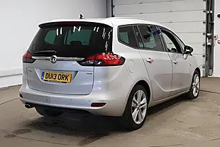 Used 2013 Vauxhall Zafira Tourer Sri Silver - Interior and Exterior details 4